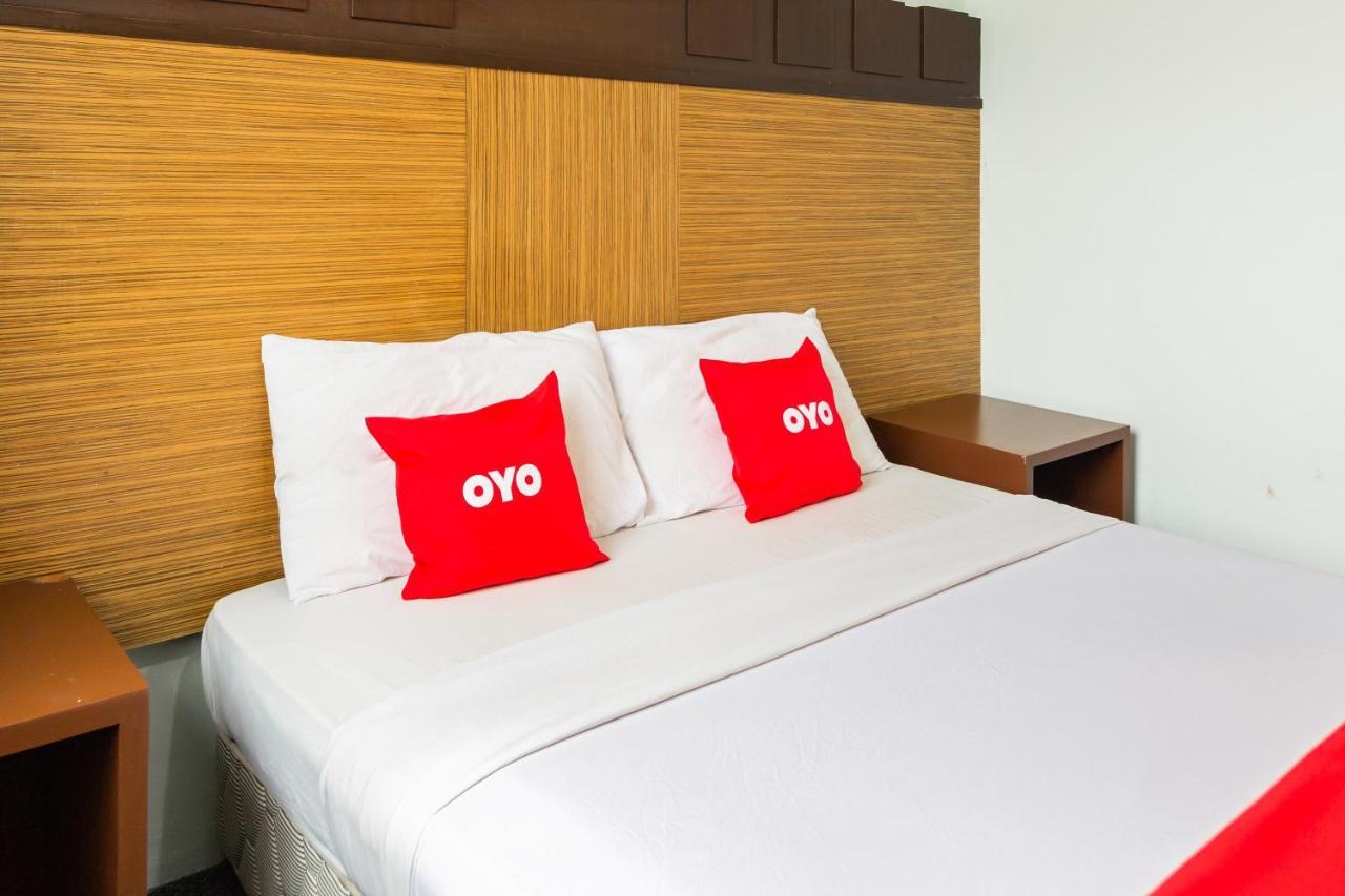 Oyo 89408 Royal Hotel Keningau Exterior photo